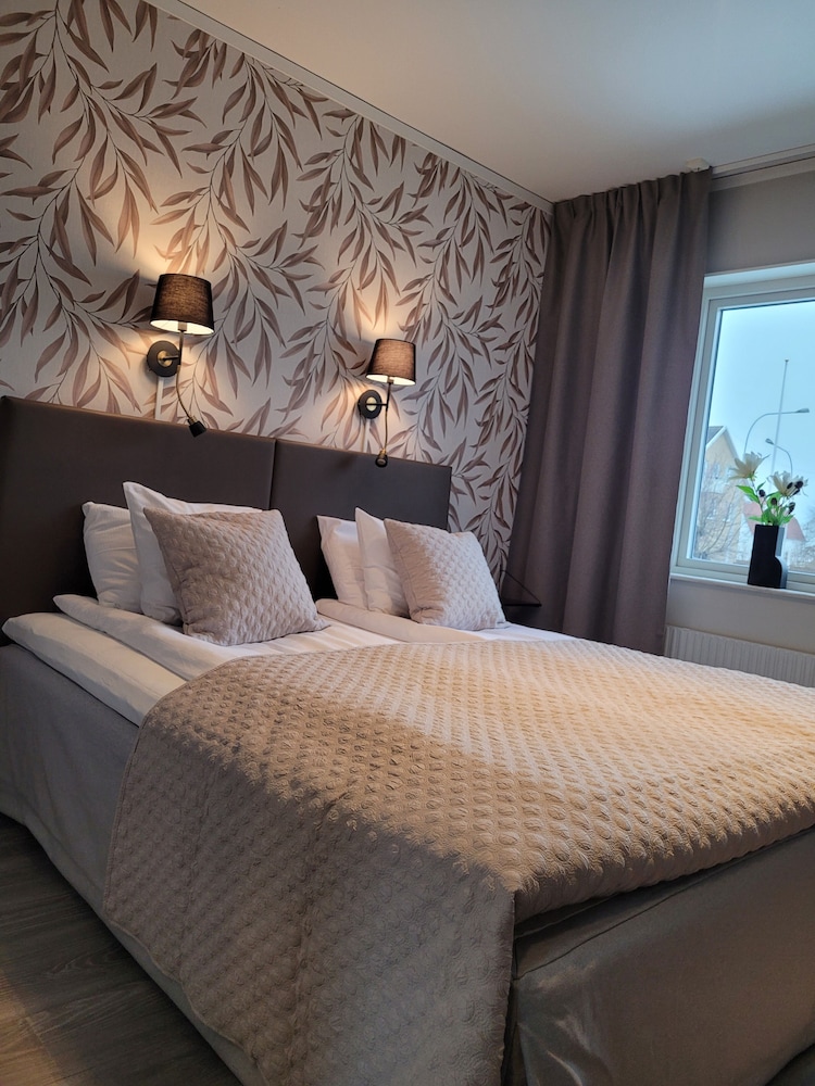 Arena Hotell 16/53