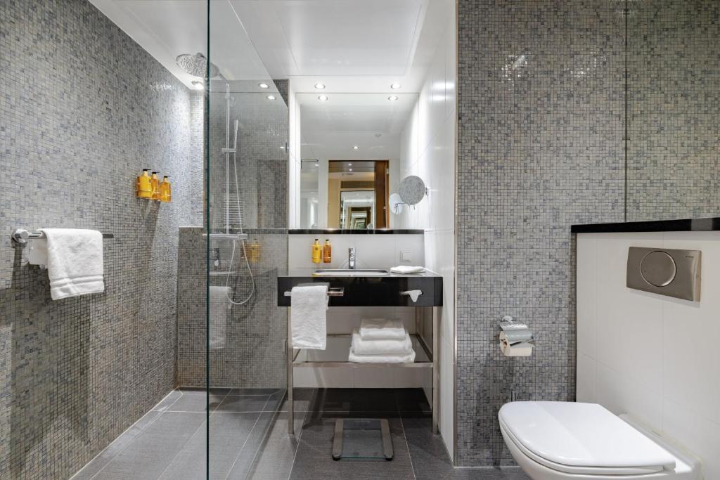 غرفة كلوب بريميوم بسرير مزدوج، Crowne Plaza Amsterdam South Hotel 4/4