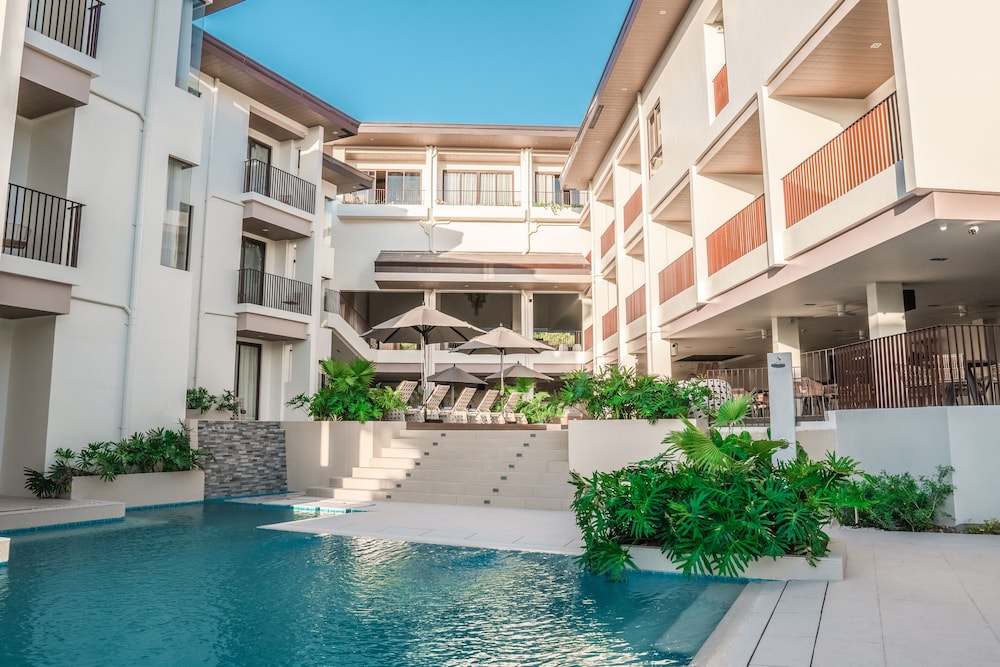 Charlie's El Nido 41/50