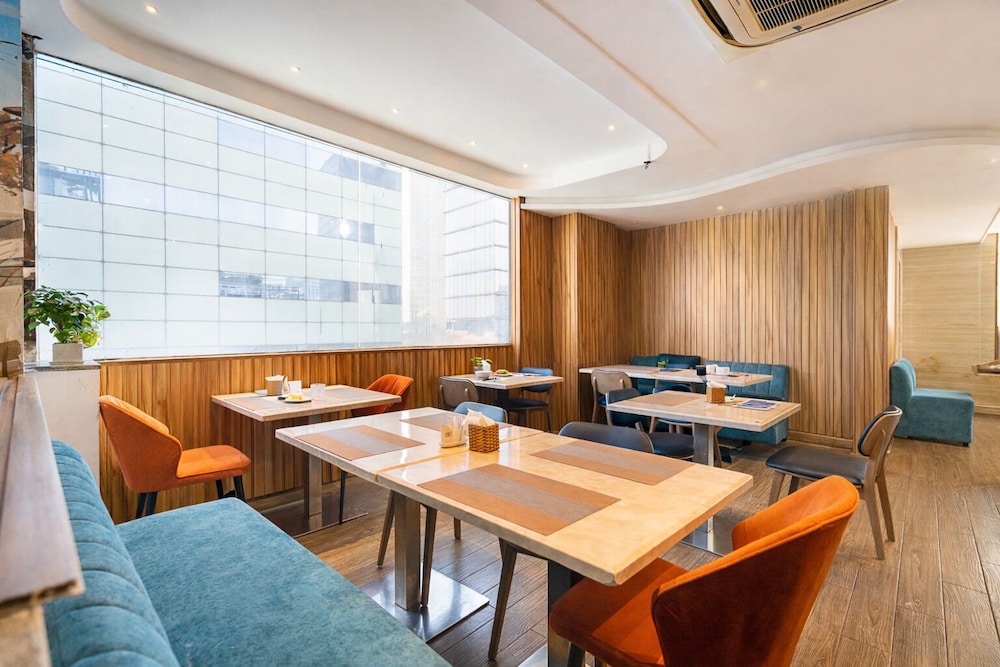 Nicecy Hotel Suites Spa 50/65