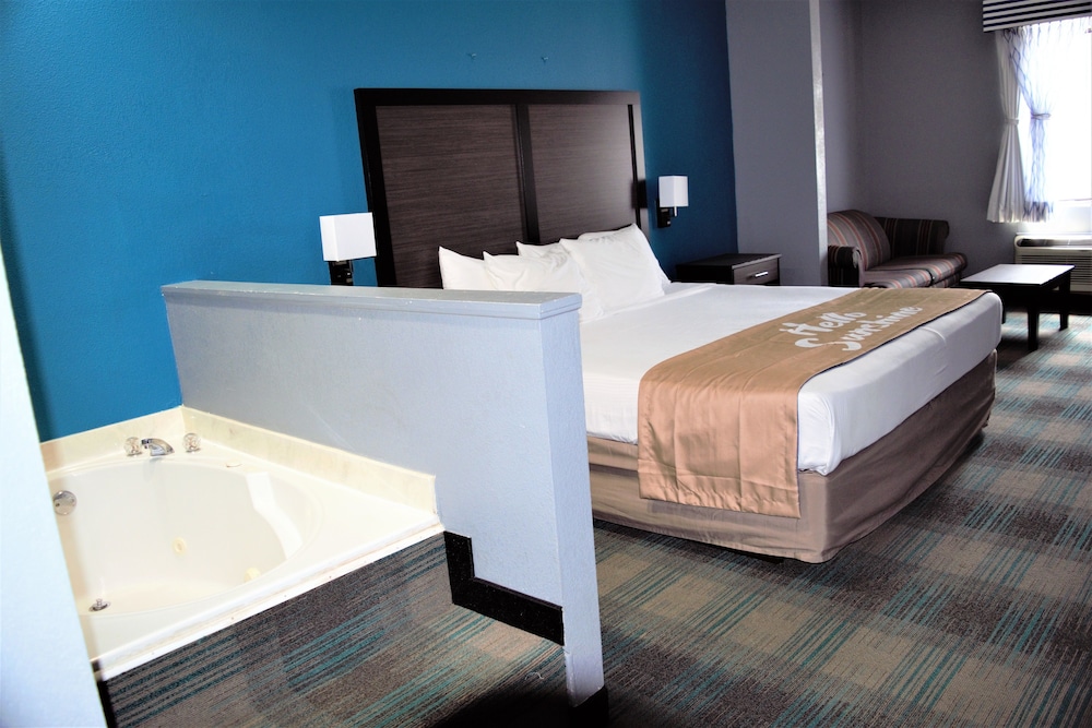 Days Inn by Wyndham Montgomery 19/29