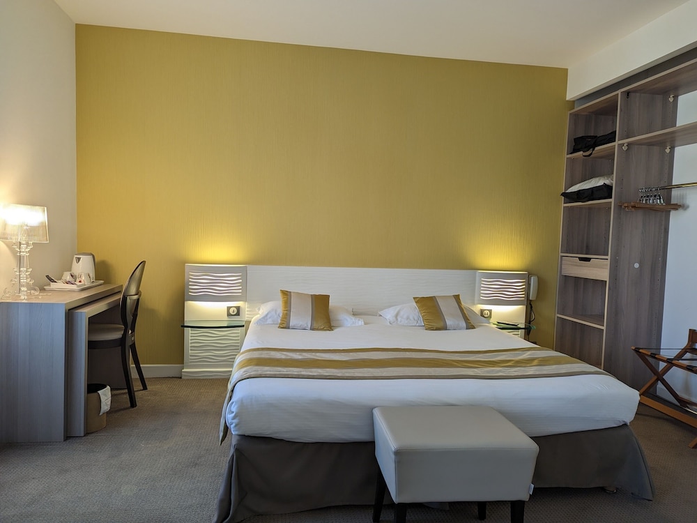 Citotel Arverna Vichy 18/50