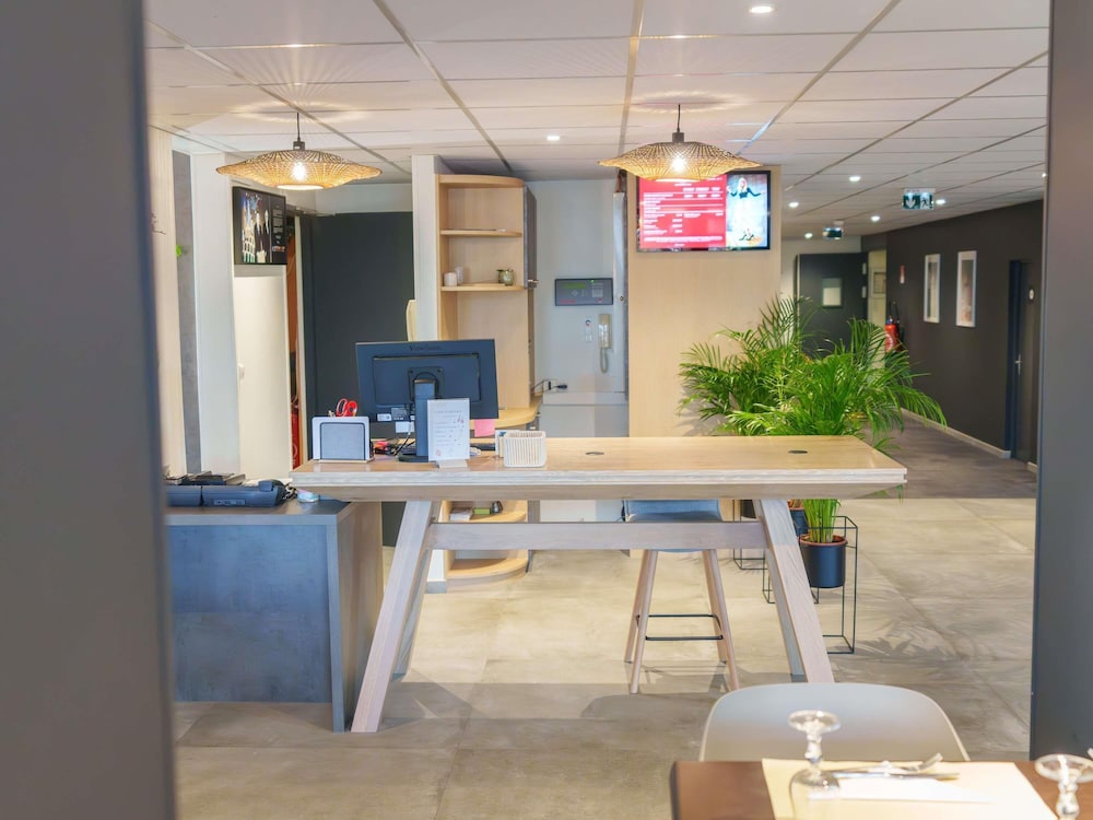 Ibis Laon 5/43