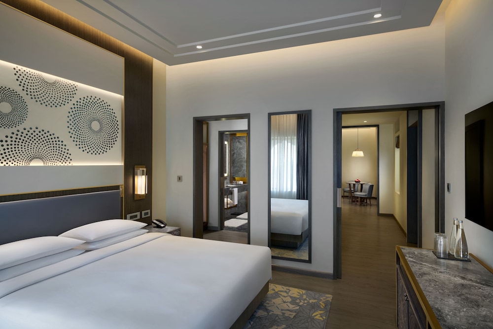 Majestic, Suite, King Bed