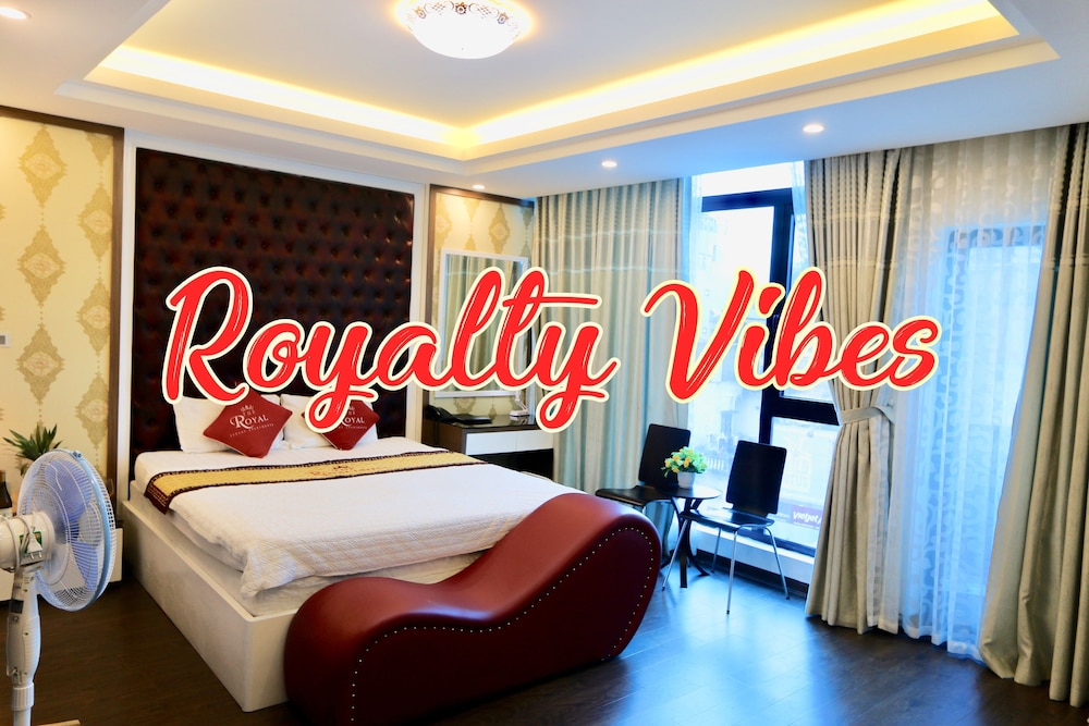 The Royal Hotel 24/50