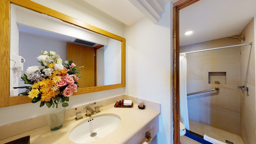 Park Royal Huatulco managed by Accor 62/65