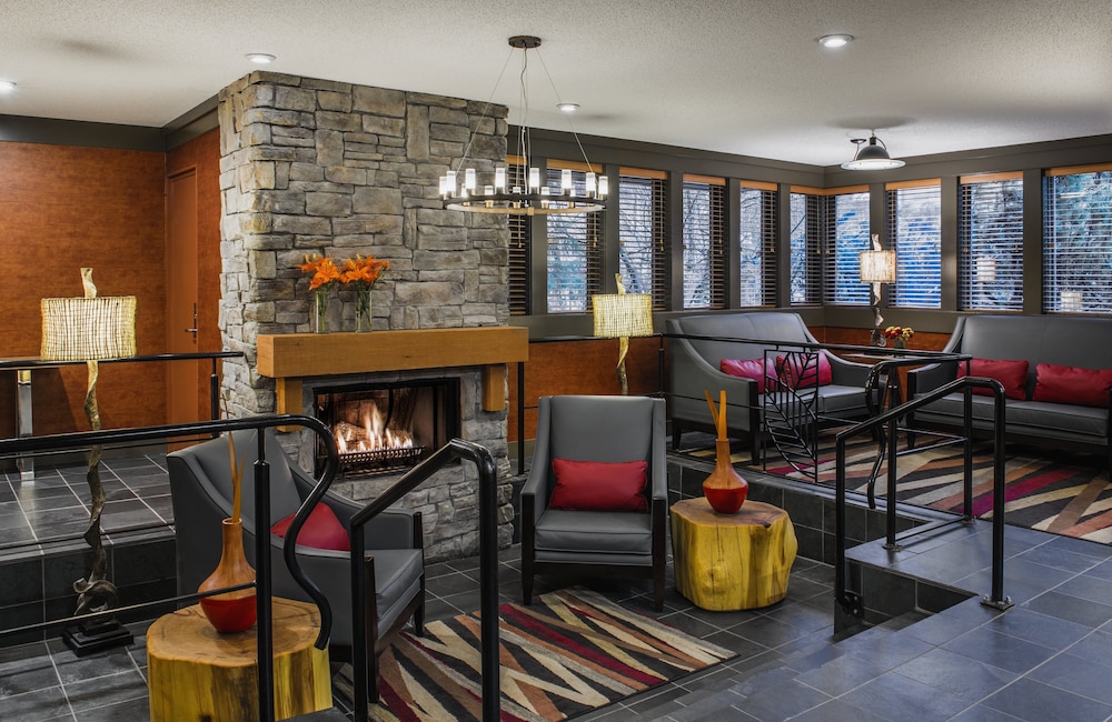 Whistler Village Inn Suites 55/73