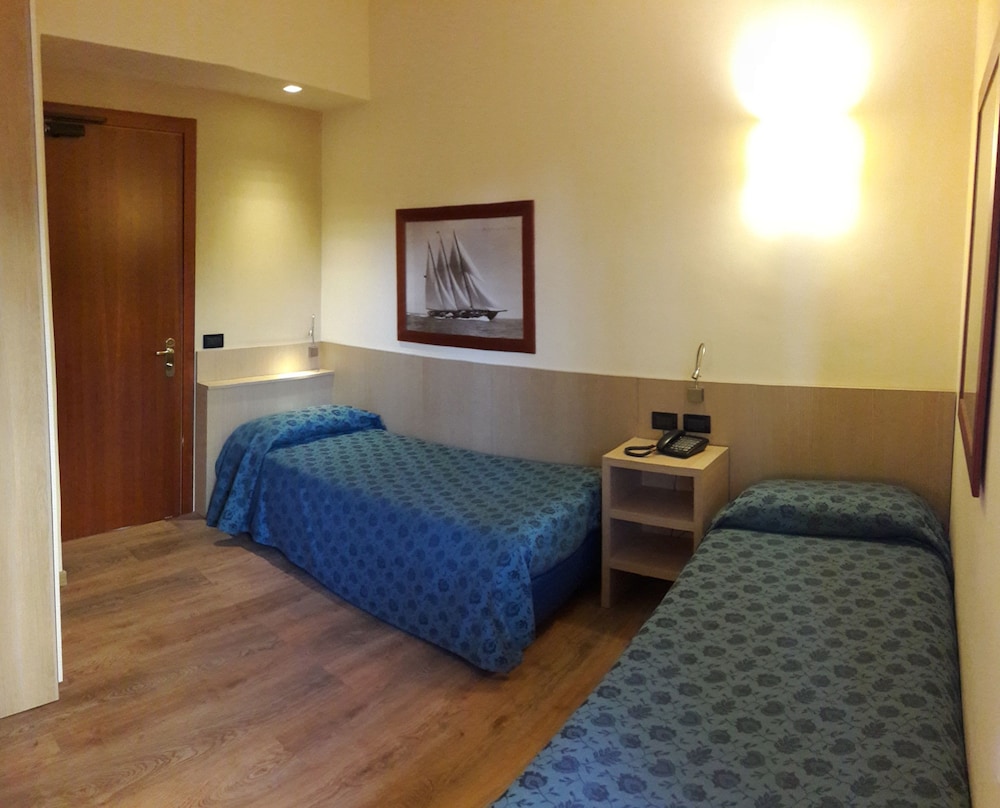 Hotel Esperia 25/71