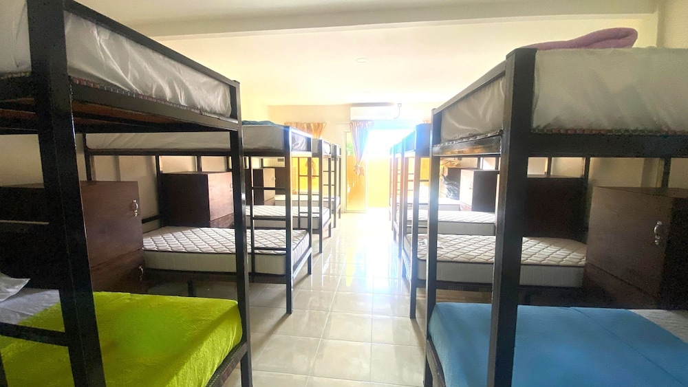 Bed in Mixed dorm room