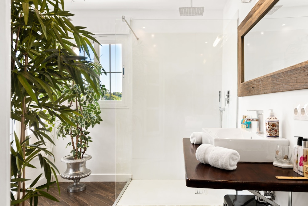 Molo 44 Suites Puerto Banus 85/85