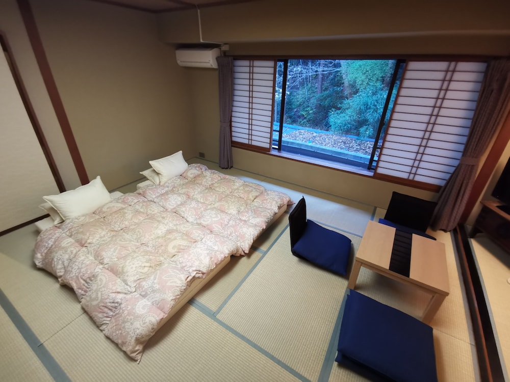 Sakahijiri Hotel in Nikko 4/21