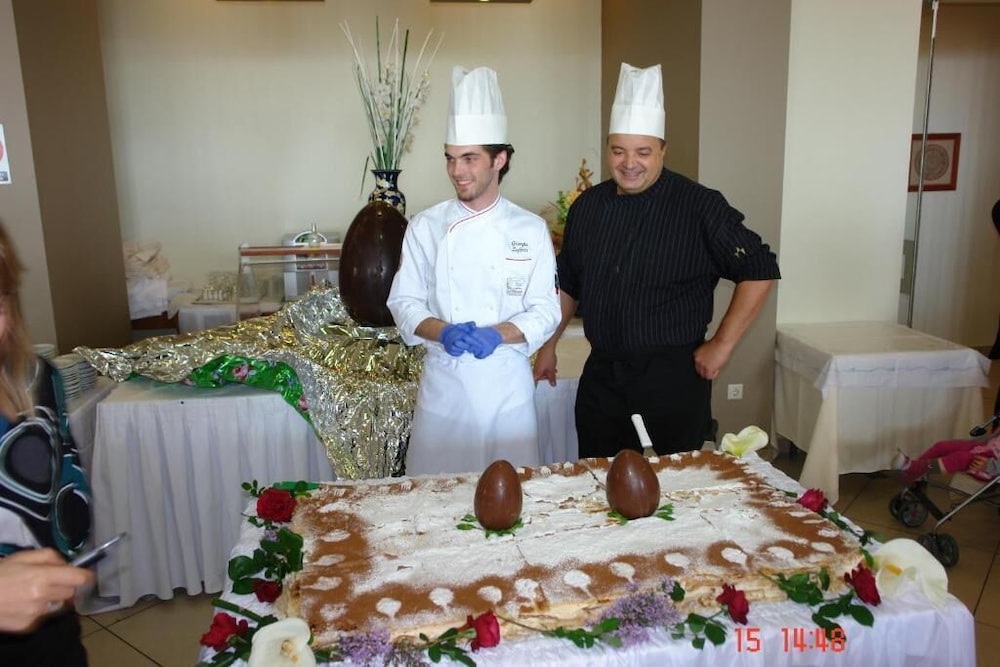 Marmari Bay Hotel 10/56