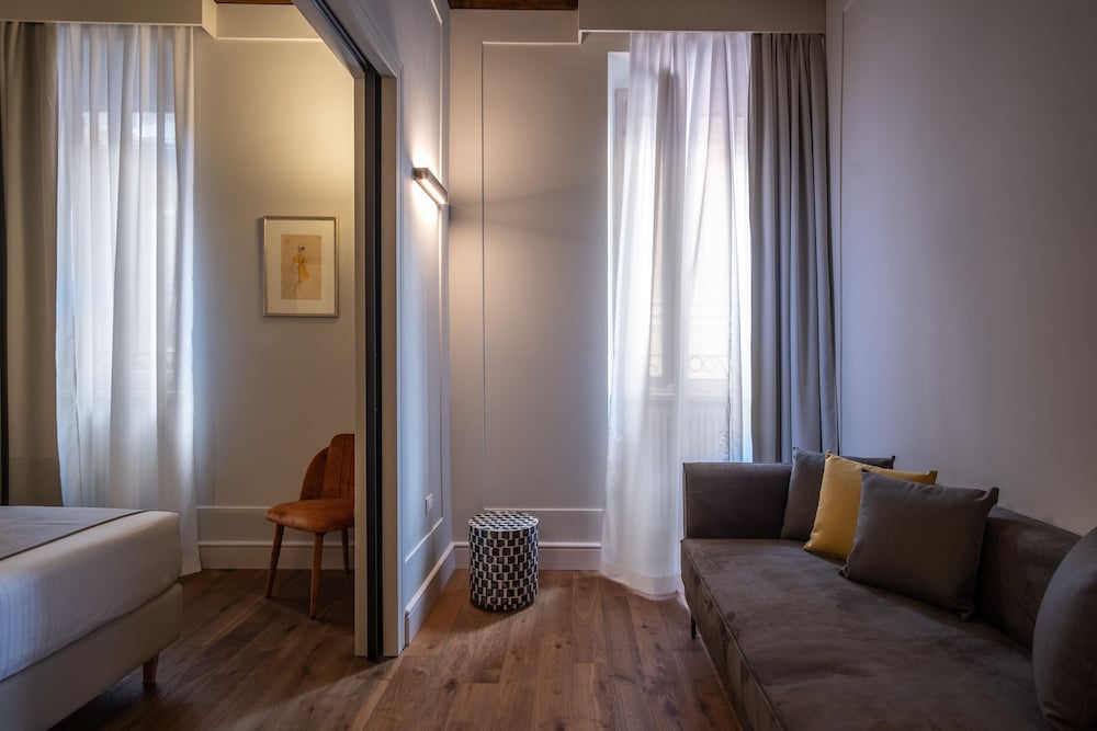 Hotel Smeraldo 37/66