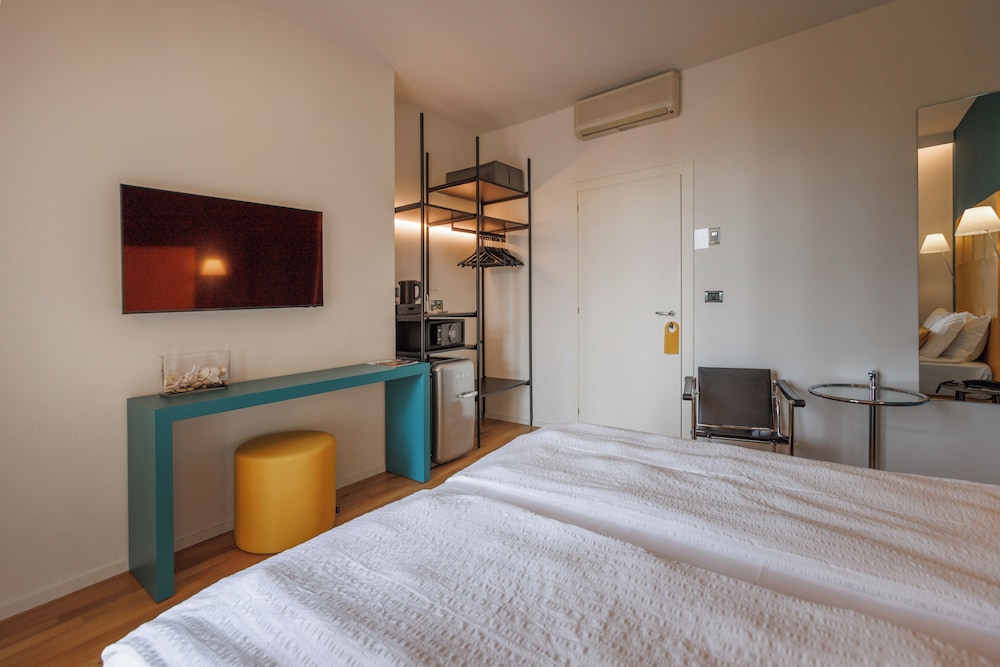 Hotel Meridiana 20/76