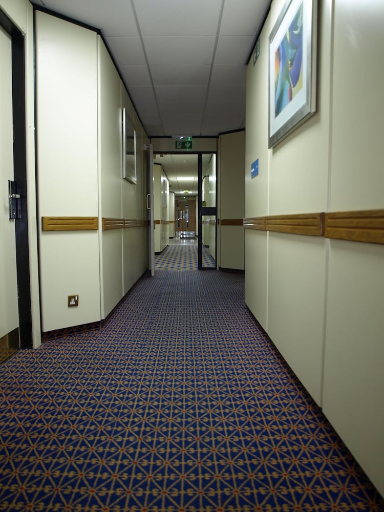 247Hotel.com 60/65