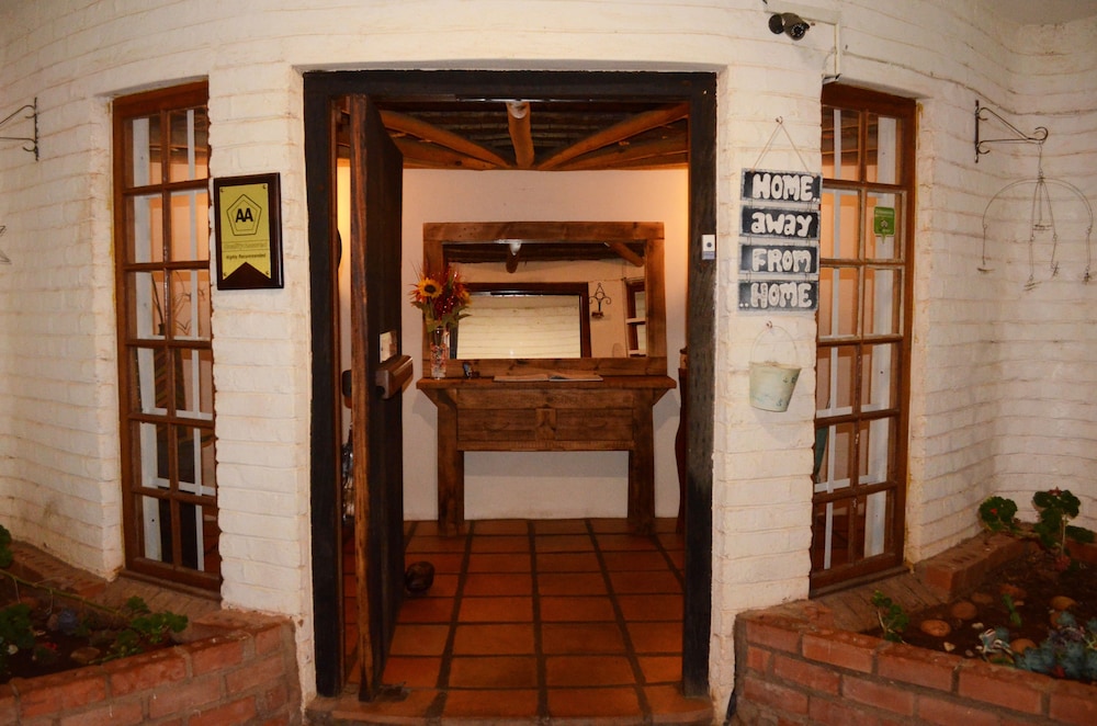 Maclear Manor 3/31