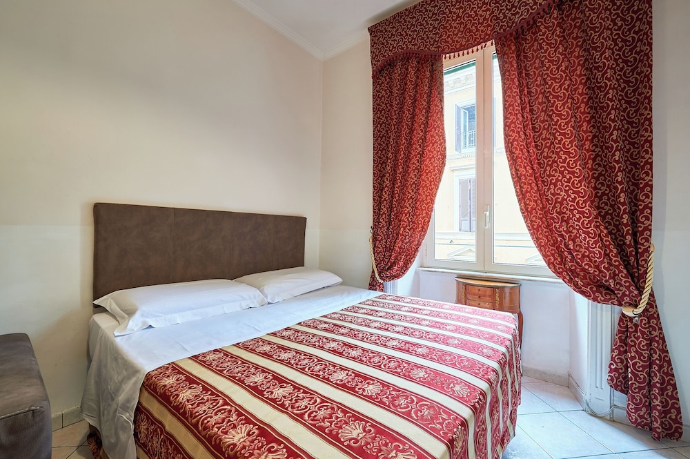 Virginia Hotel 21/63