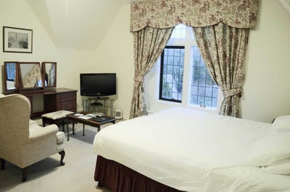 Broome Park Hotel 7/73