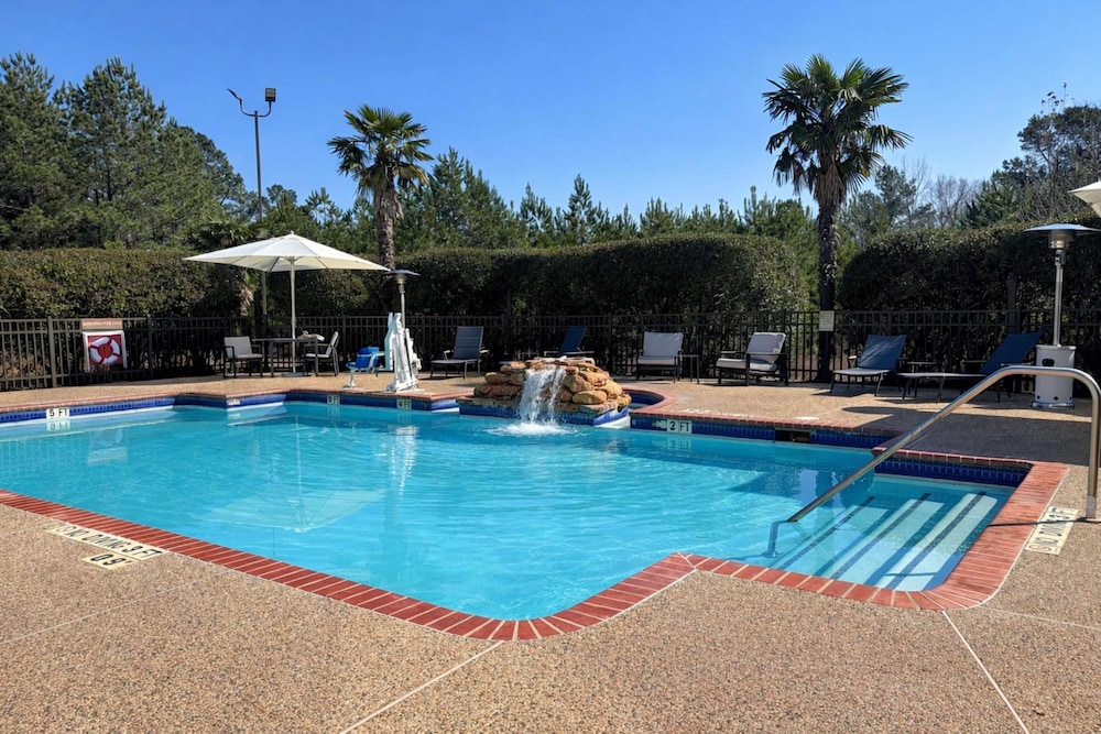 La Quinta Inn & Suites Nacogdoches 30/54