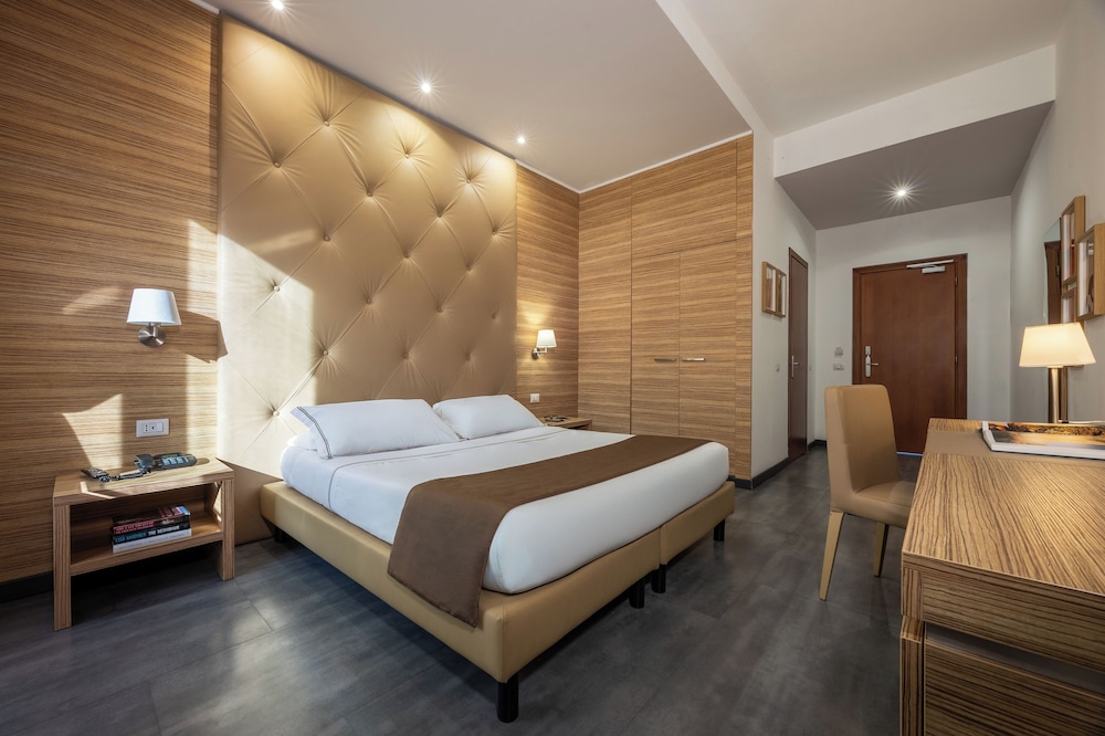 SUPERIOR, DOUBLE BED