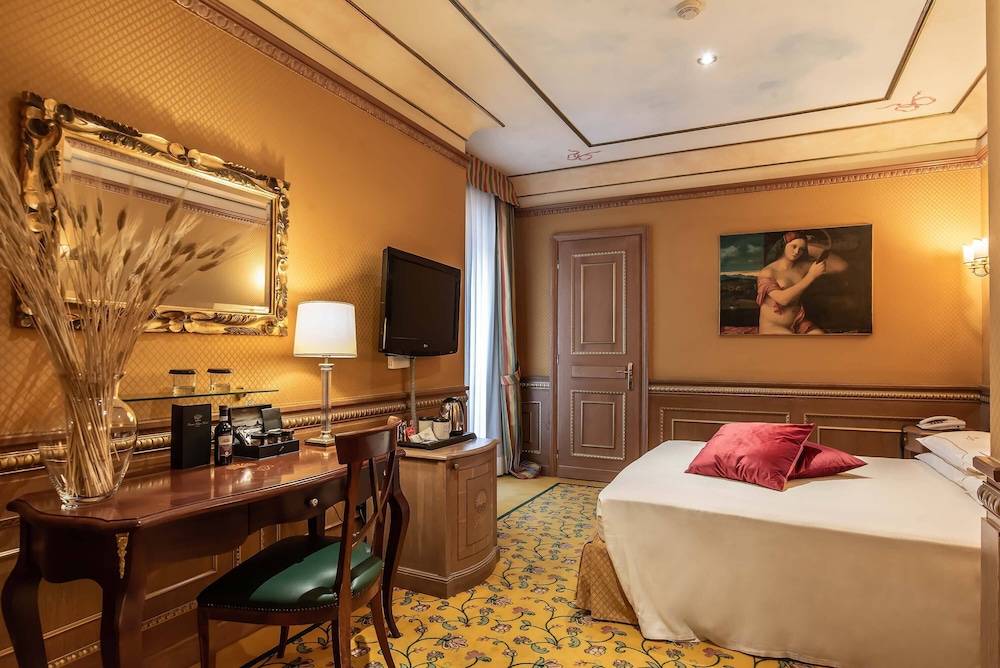 River Palace Hotel 17/43