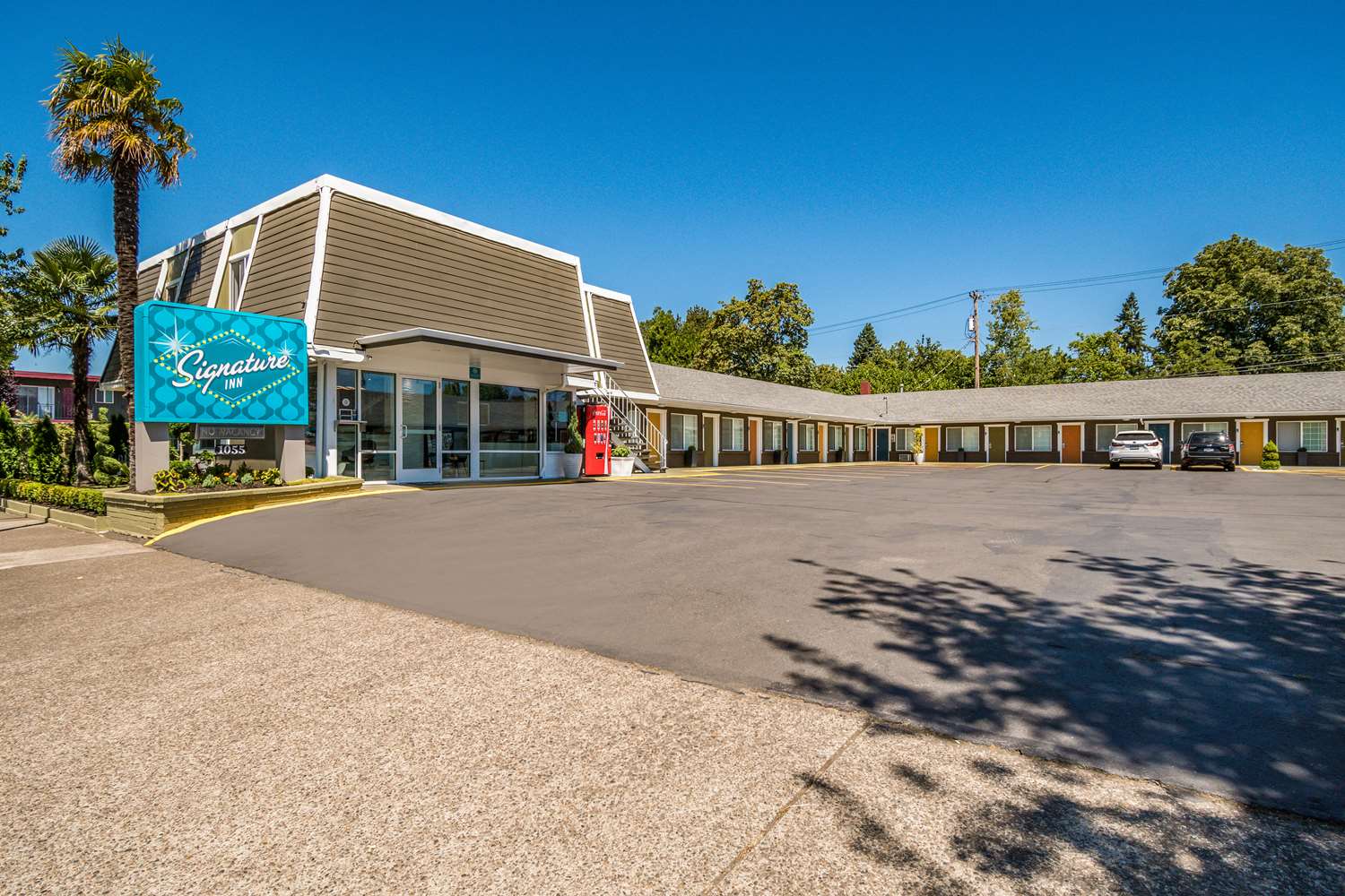 Signature Inn Eugene 43/46