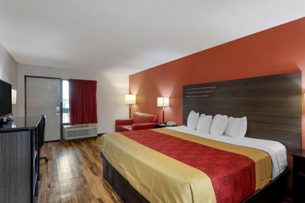 Room, King Bed, Smoking