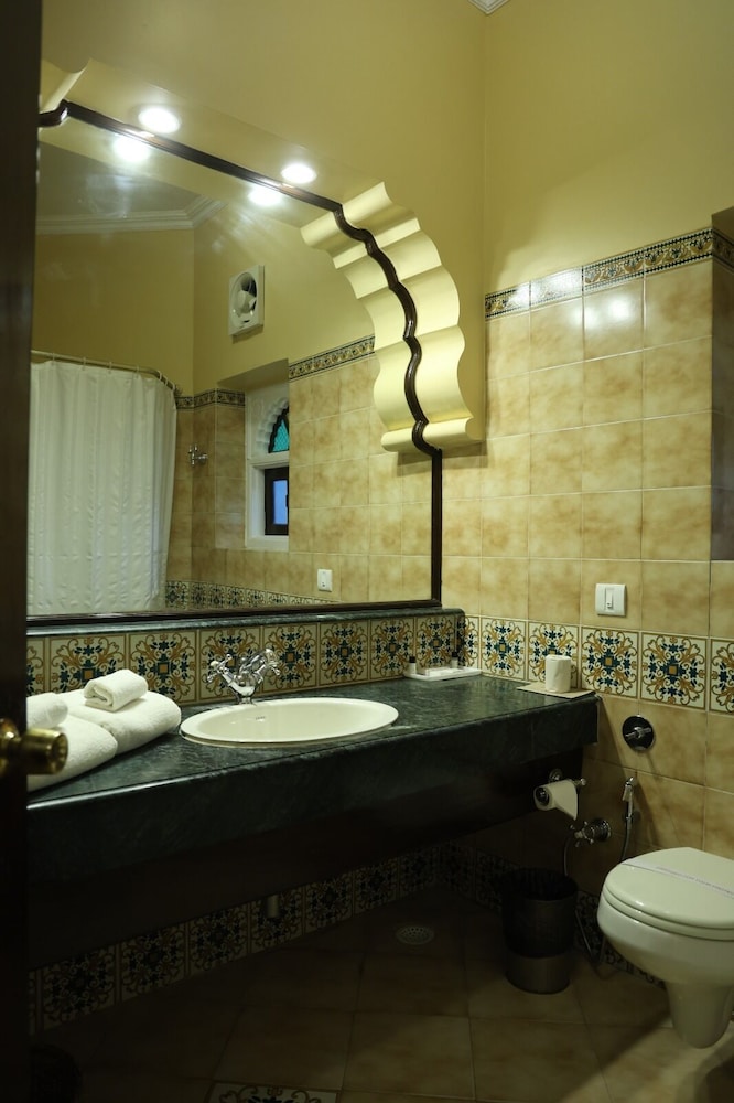 Heritage Resort 54/55