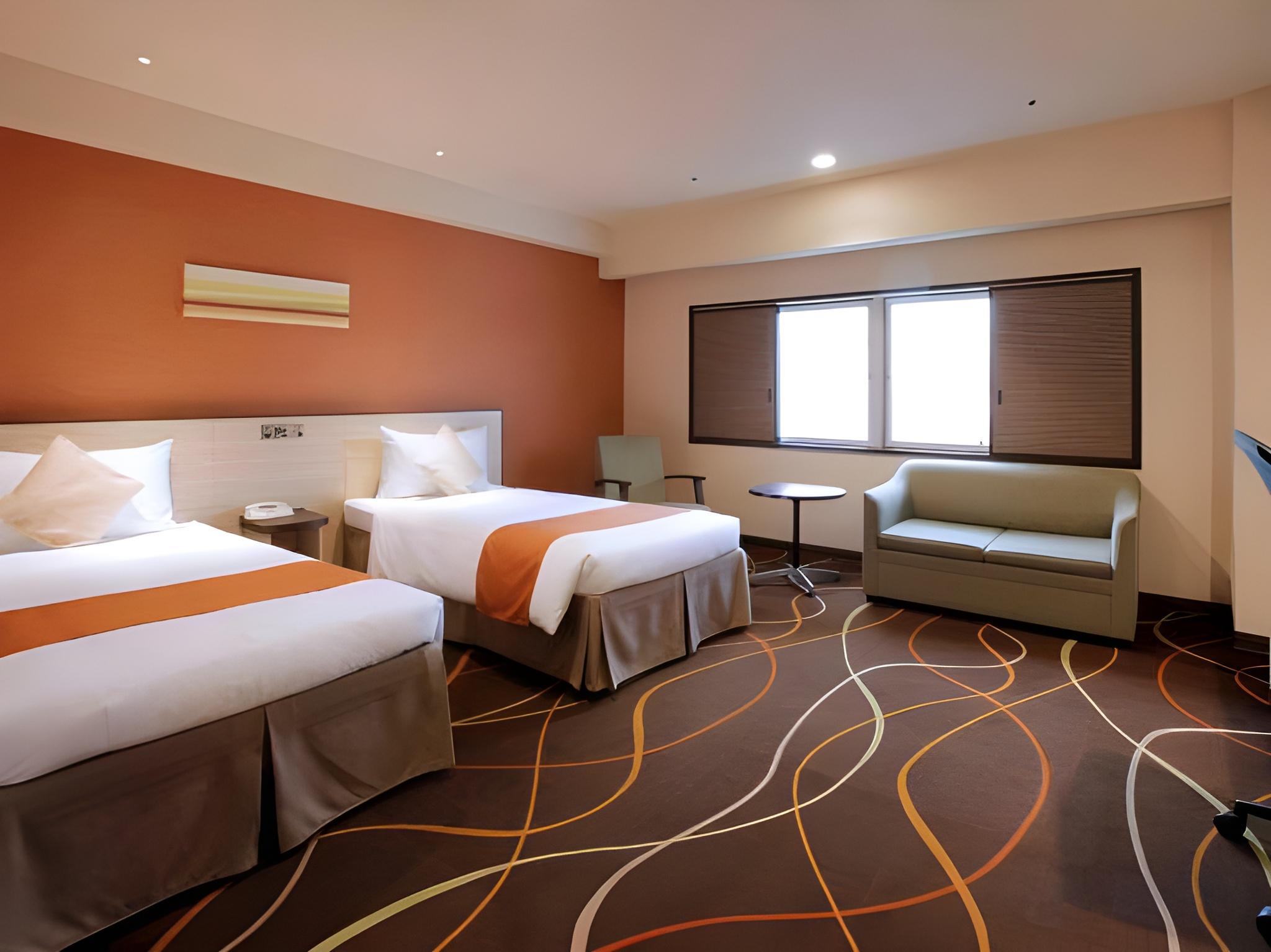 Superior, Twin Beds, 3 Beds