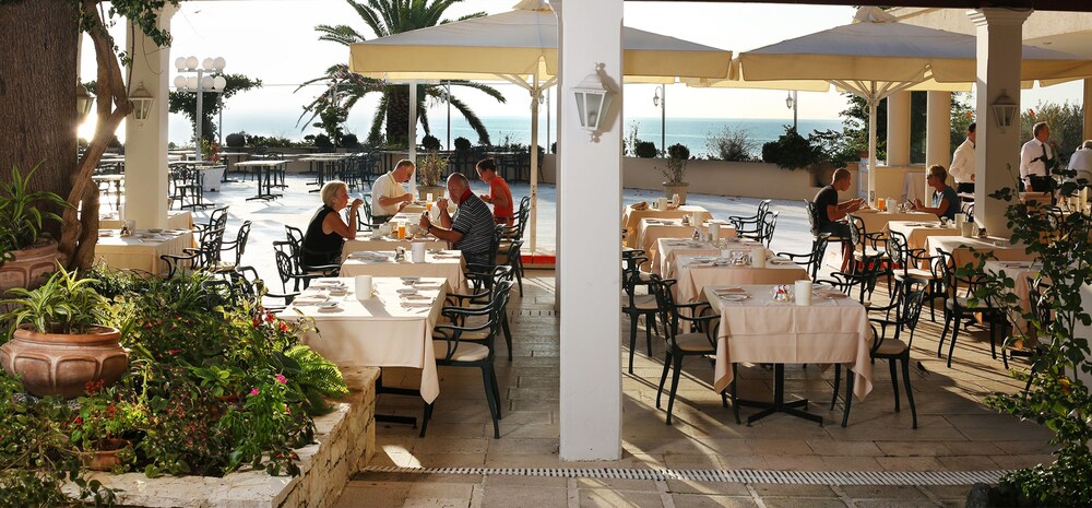 Corfu Palace Hotel 44/66