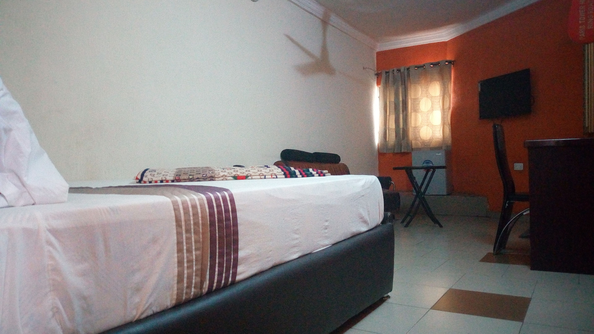BASIC, DOUBLE BED