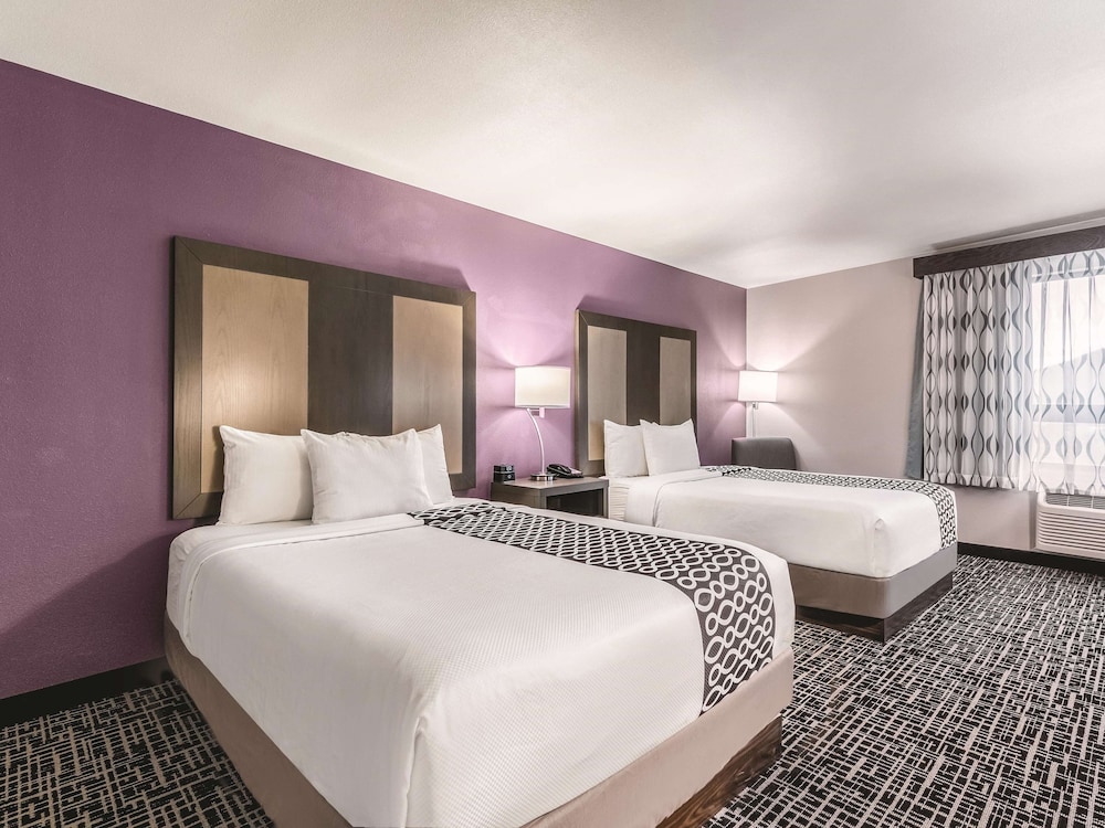 La Quinta Inn & Suites by Wyndham Glenwood Springs 11/56