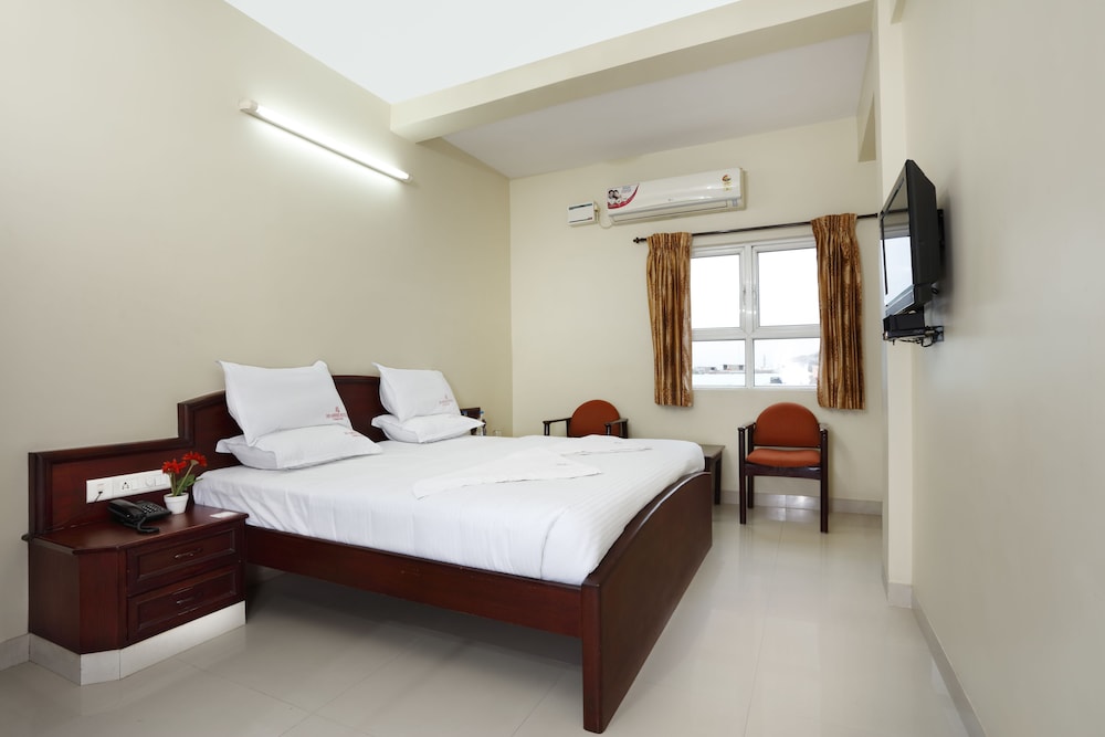EXECUTIVE, DOUBLE BED, CITY VIEW