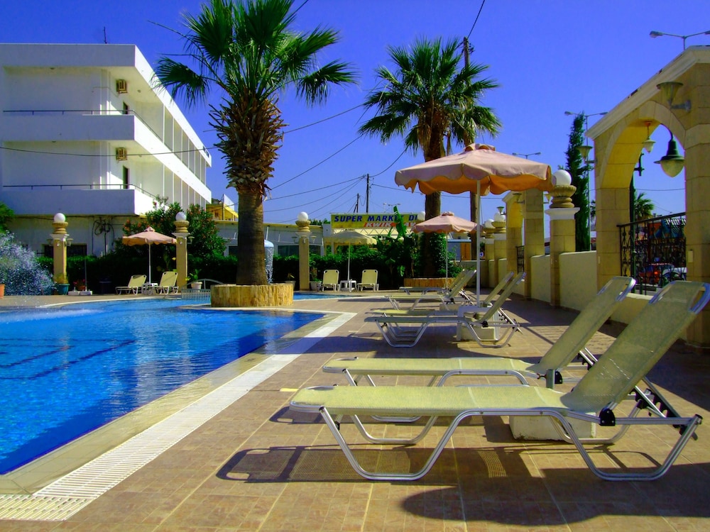 Antonios Hotel 59/62