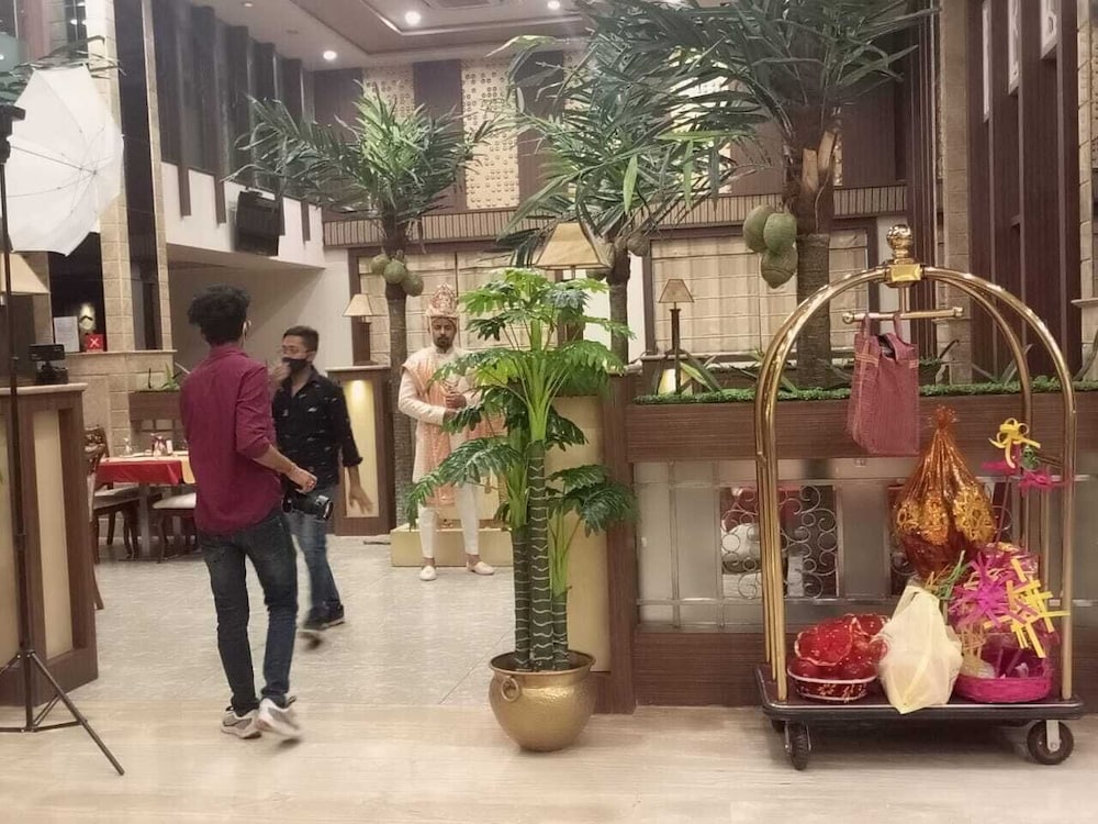 Devashish Hotel 7/27