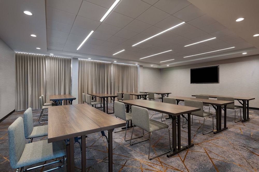 SpringHill Suites by Marriott Dallas Richardson/University Area 48/51