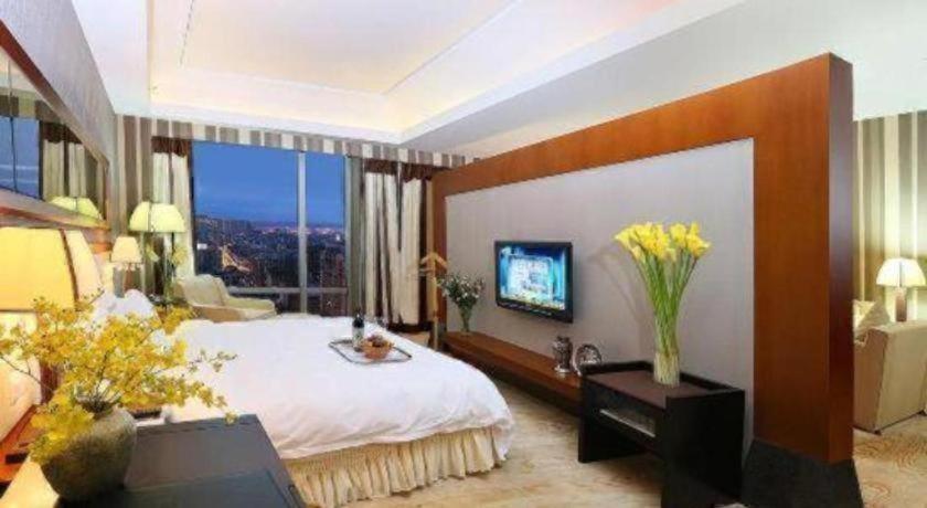 Regency Hotel Shantou 25/54