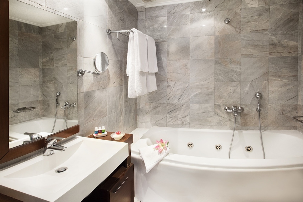 Arni Domotel 5/32