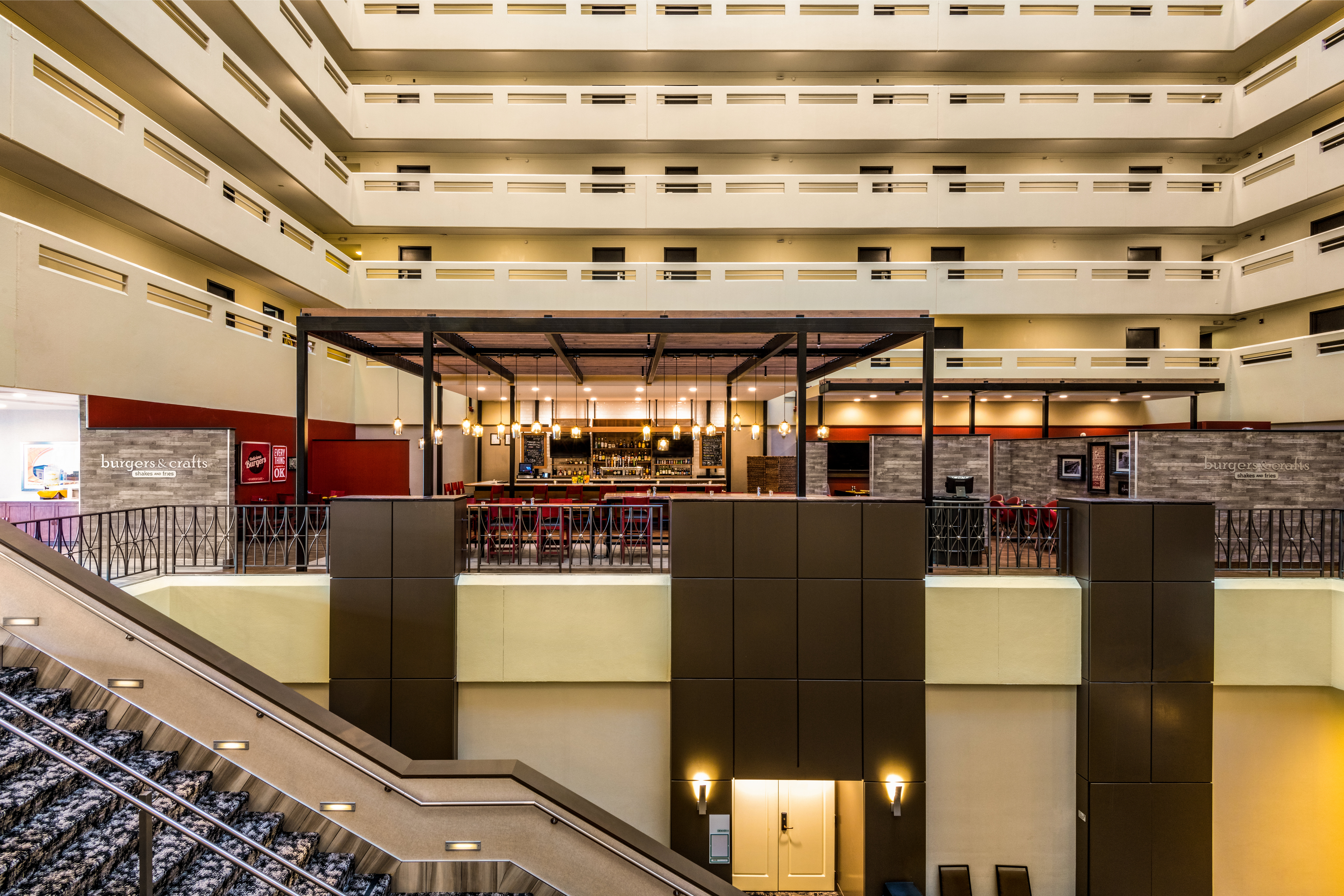 Holiday Inn Denver East Stapleton 10/67