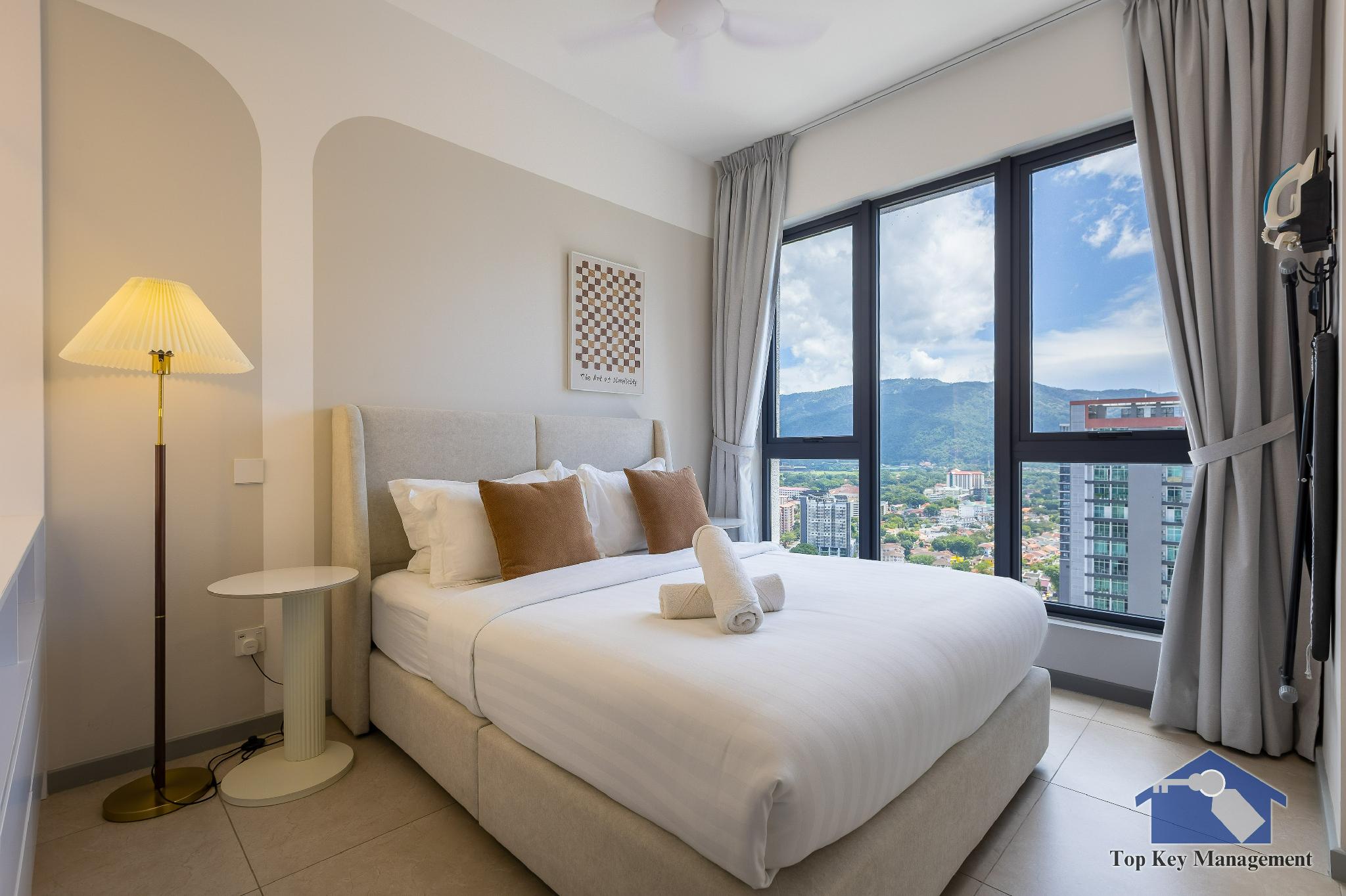 Scandinavian, 2 Bedrooms, Suite, 2 Queen Beds, City View