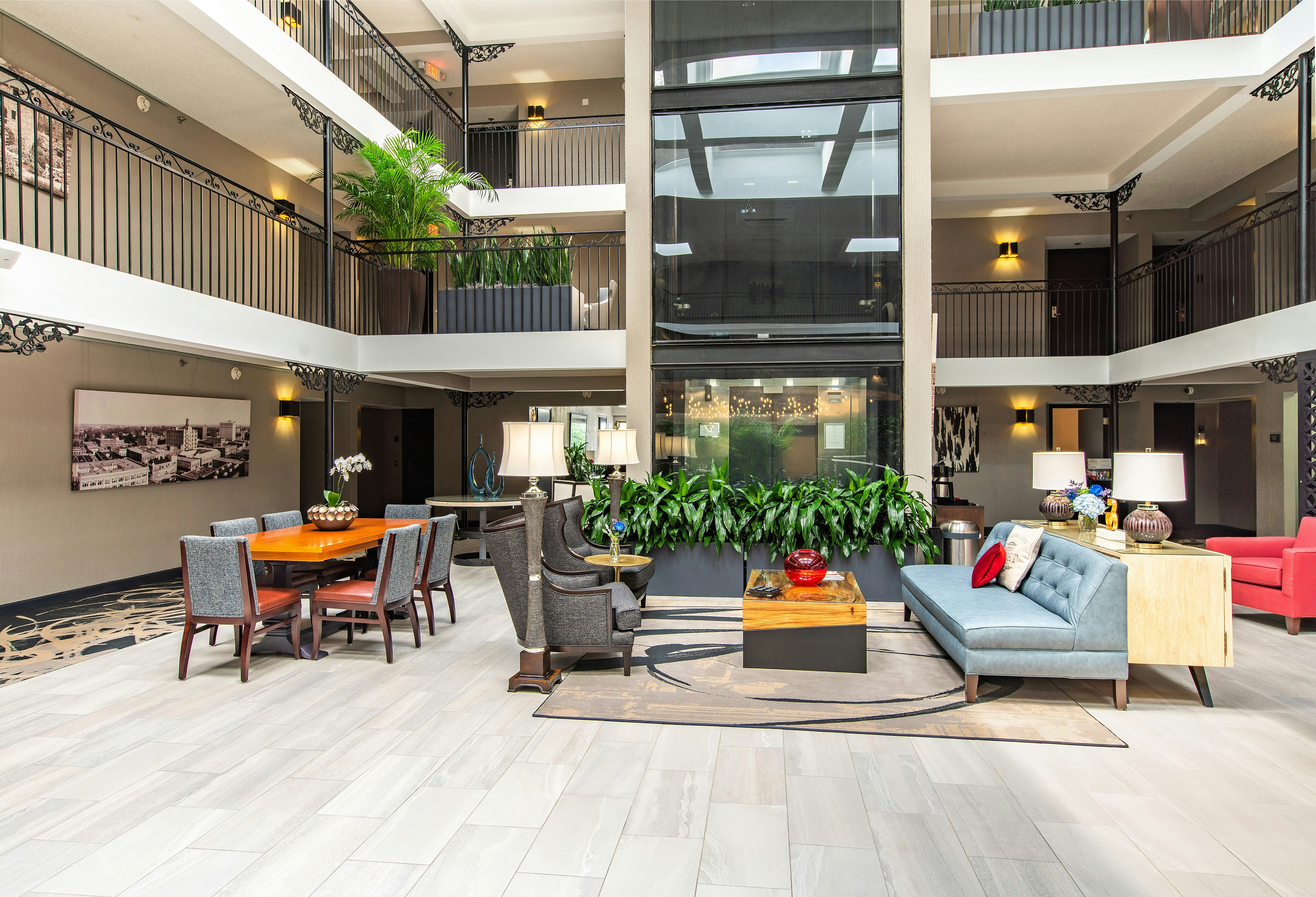 The Burgundy Hotel, Tapestry Collection by Hilton 13/31