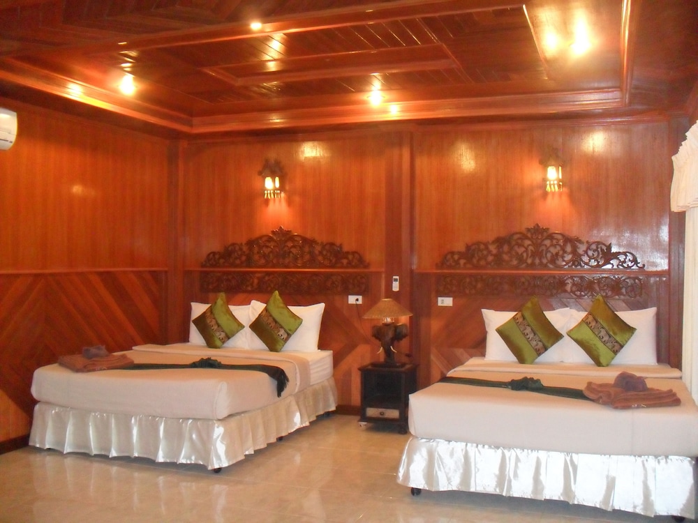 Dreamland Resort 36/70