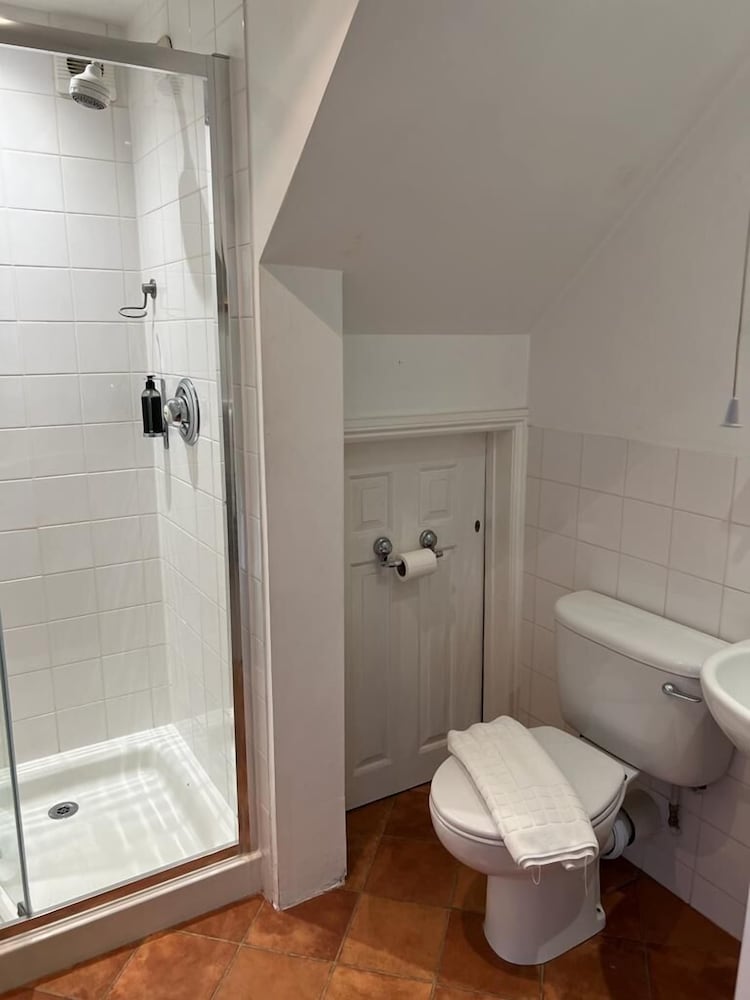 The Corner House Hotel Guest House 45/45