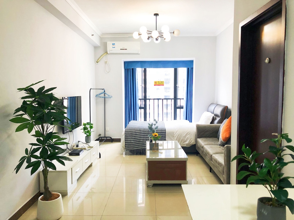 Angda Pazhou Apartment 51/60