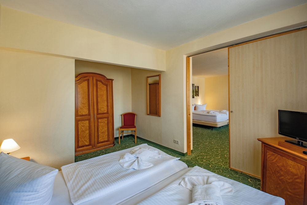 Erzgebirgshotel Freiberger Hohe 11/50