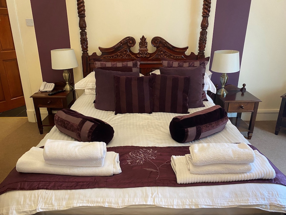 Avonbridge Hotel 23/34
