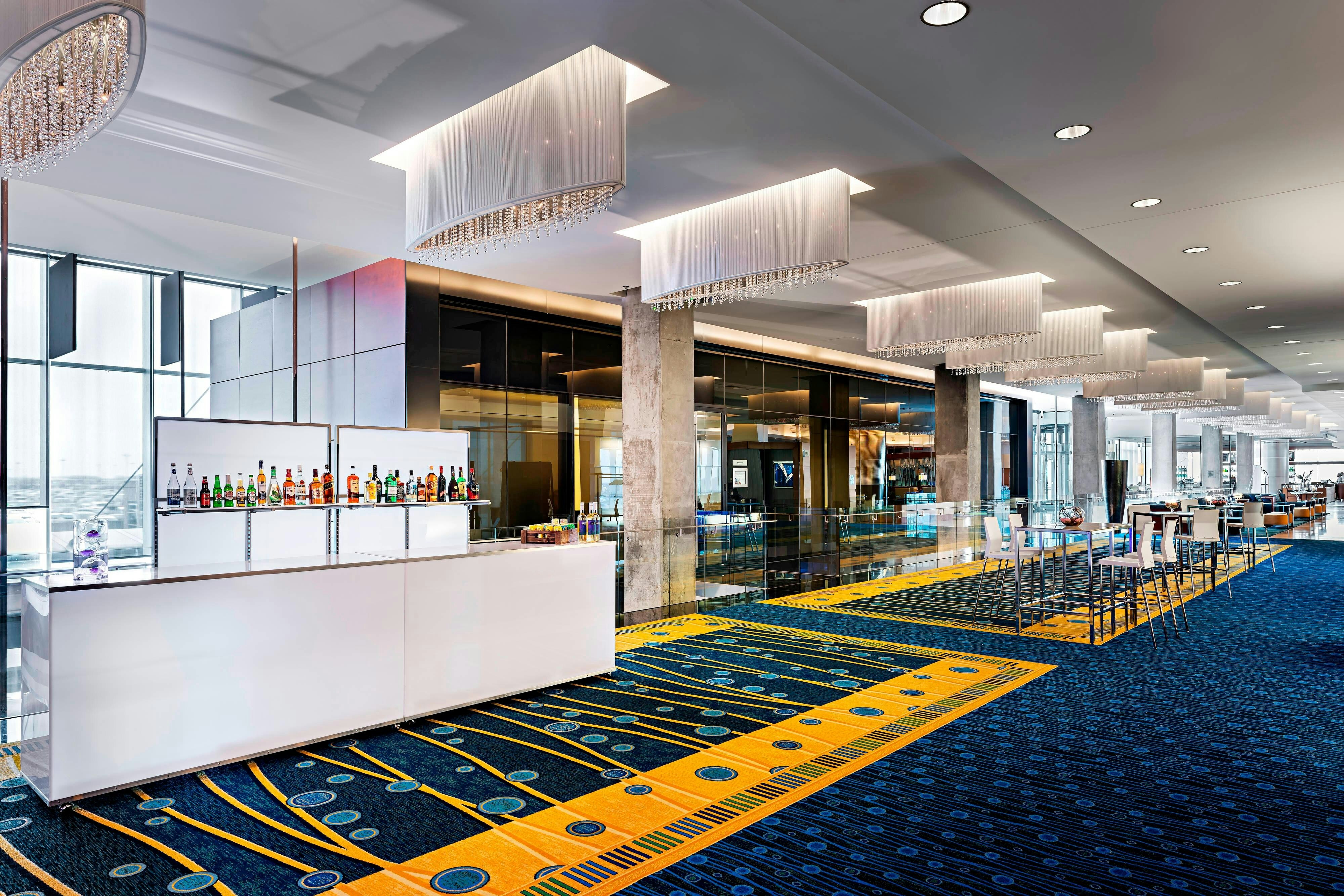 Montreal Airport Marriott In-Terminal Hotel 6/37