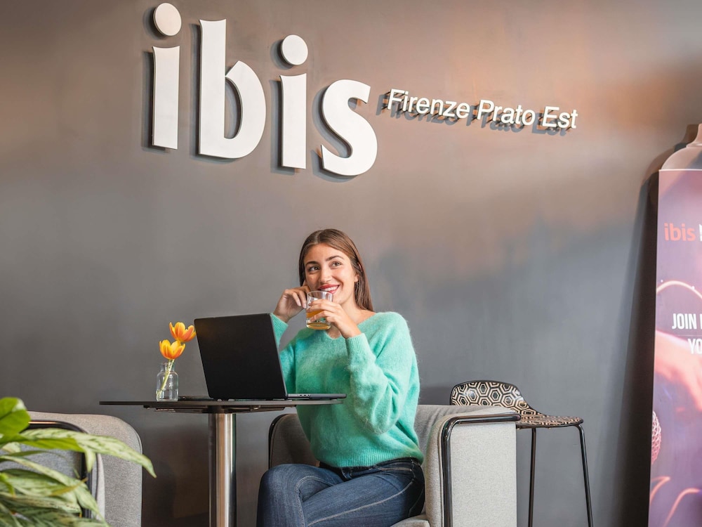 IBIS FIRENZE PRATO EST 15/73