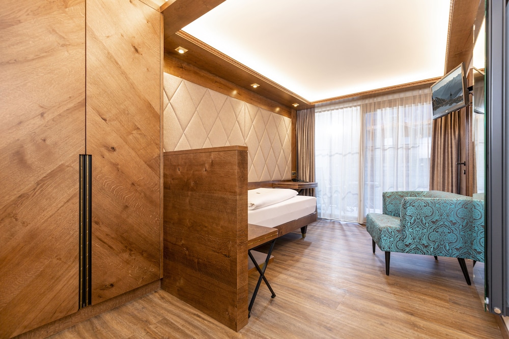 Strass Hotel Dependance 39/57