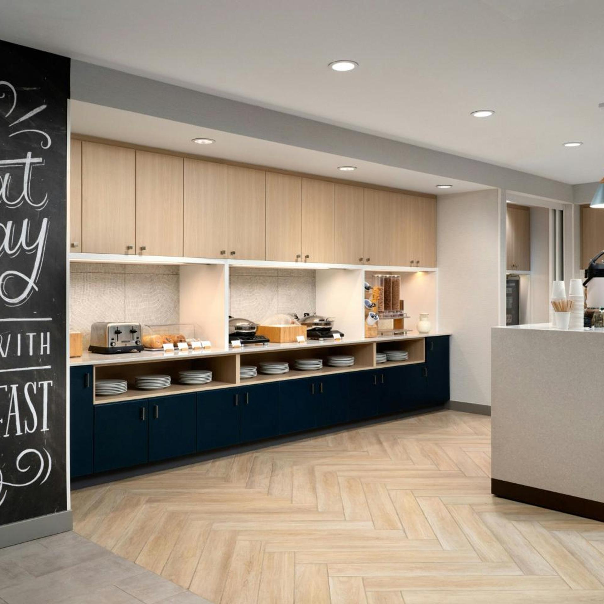 TownePlace Suites by Marriott Allentown West 7/32